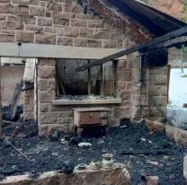 Mapuches incendiaron un puesto de Gendarmería en Villa Mascardi y crece la tensión