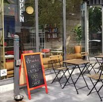 Inauguró un restaurante "anti capitalista" de "pague lo que pueda": Quebró en menos de un año