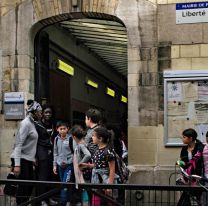 Más de 500 escuelas en Francia bajo vigilancia por el uso de estudiantes de atuendo musulmán