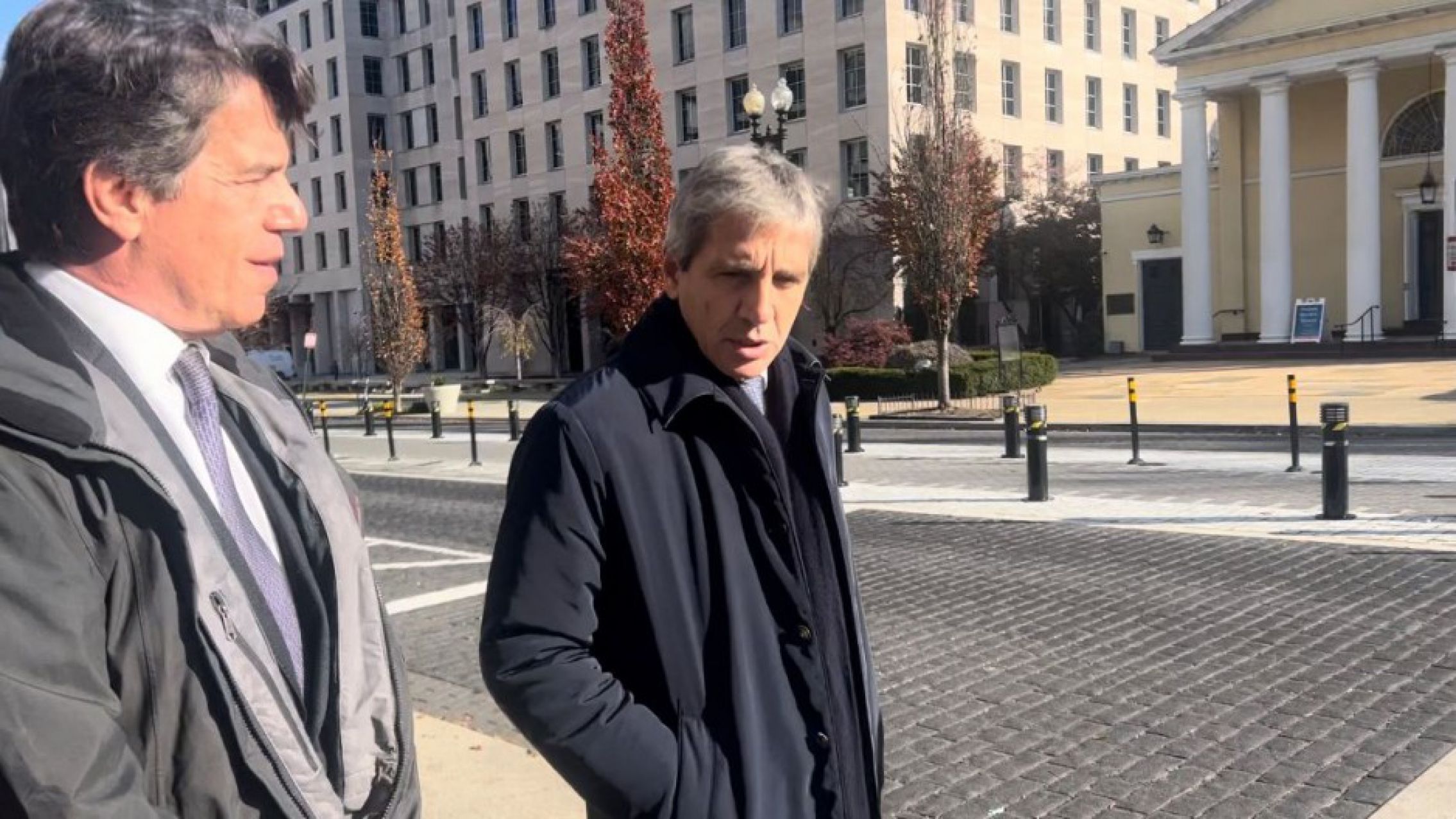 Caputo espera que el FMI le anticipe 10 mil millones de dólares en enero