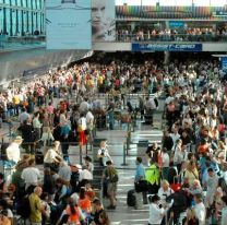 Tras los anuncios de Caputo, los pasajes de avión subieron hasta 100% y hay agencias que no venden