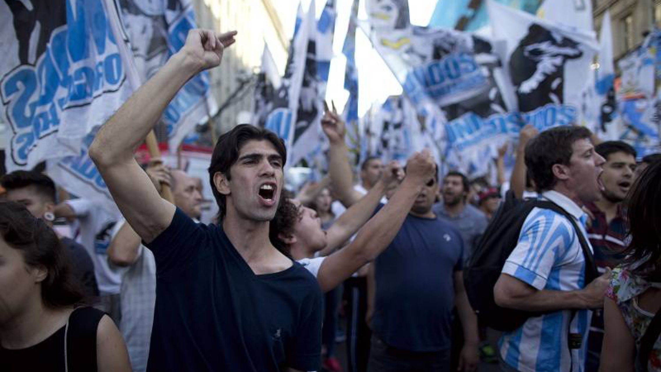 100 Militantes Kirchneristas Recibieron La Vacuna Sin Estar En Las Listas De Grupos De Riesgo 7775